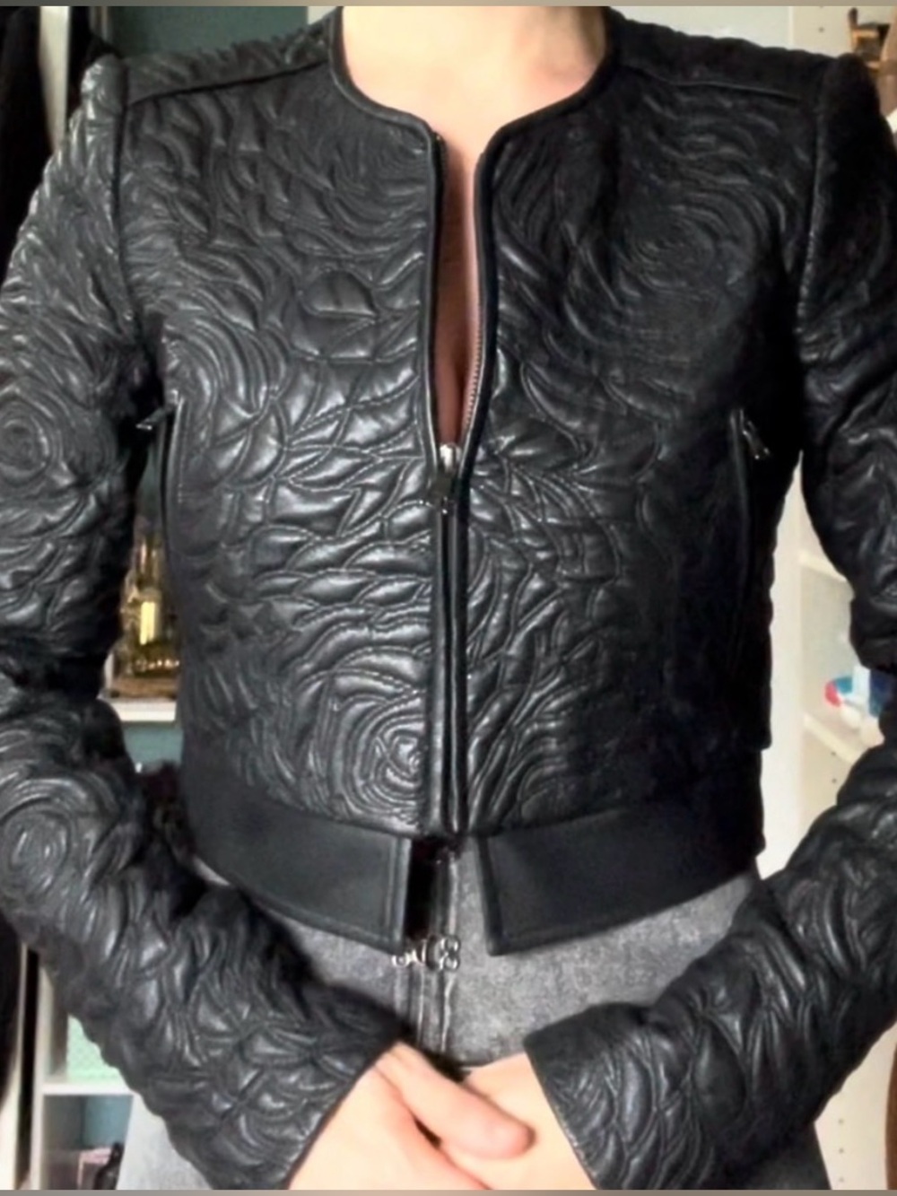 BCBG MaxAzria DUKE Cropped Faux Leather Jacket Embossed Rose Pattern MEDIUM - Picture 4 of 16